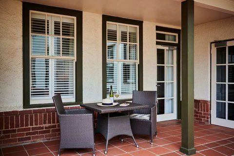 Hotel Kurrajong Canberra - Accommodation Georgetown 1