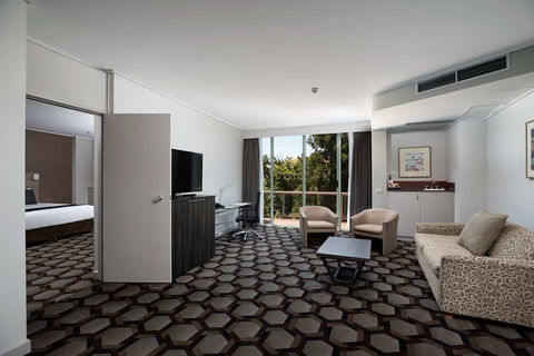 Rydges Capital Hill - Accommodation Georgetown 17