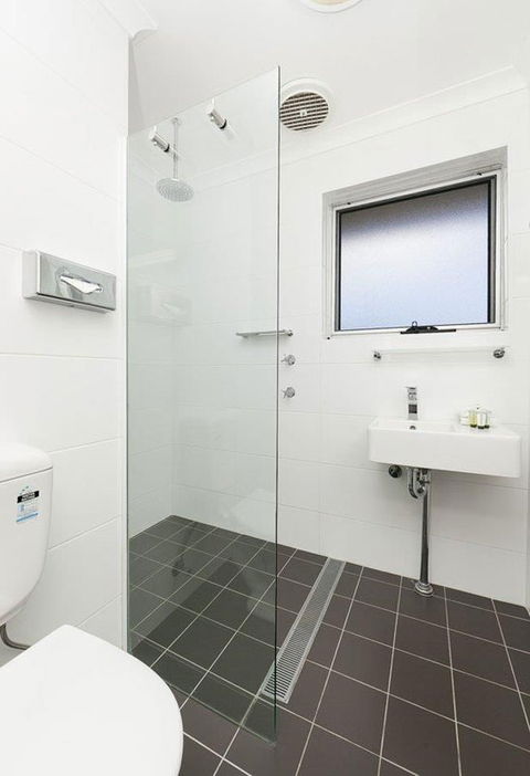 Forrest Hotel & Apartments - Accommodation Georgetown 5
