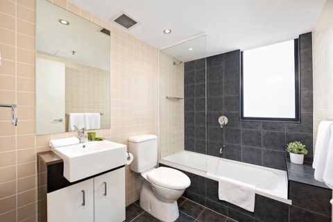 Astra Apartments Parramatta - Accommodation Georgetown 7