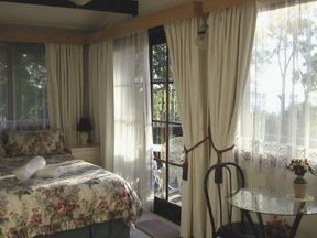 Chalet Swisse Spa - Accommodation Georgetown 1