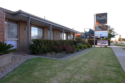 Pevensey Motor Lodge - Accommodation Georgetown 0
