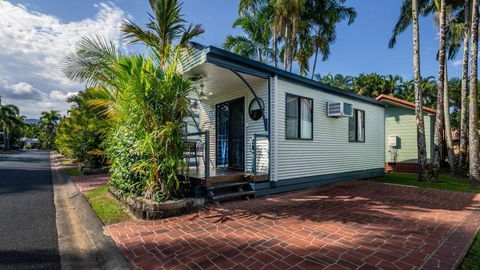 Ingenia Holidays Cairns Coconut - Accommodation Georgetown 2