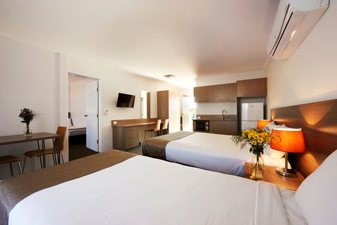 Adelong Motel - Accommodation Georgetown 2