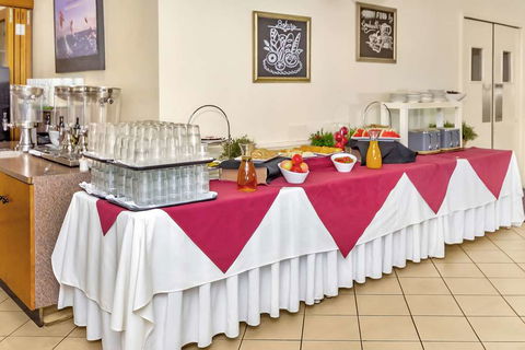 Comfort Inn & Suites Goodearth - Accommodation Georgetown 9
