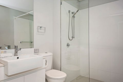 Astra Apartments Perth - Accommodation Georgetown 2