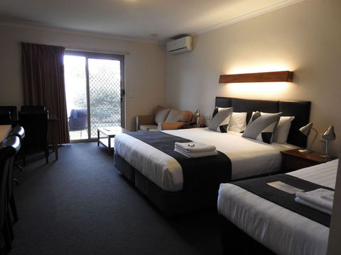 Wine Village Motor Inn - Accommodation Georgetown 10