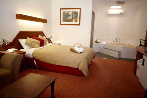 Wine Village Motor Inn - Accommodation Georgetown 14