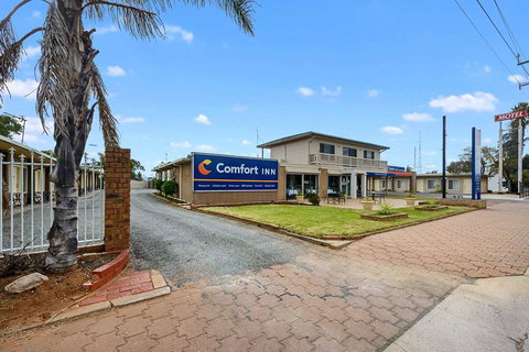 Comfort Inn Flinders on Main - Accommodation Georgetown 0