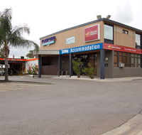 Nightcap at Playford Tavern