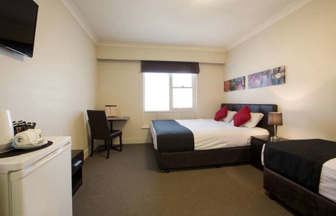 Enfield Hotel - Accommodation Georgetown 2