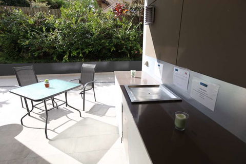 Essence Apartments Chermside - Accommodation Georgetown 13