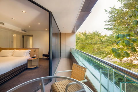 Crowne Plaza Canberra - Accommodation Georgetown 14