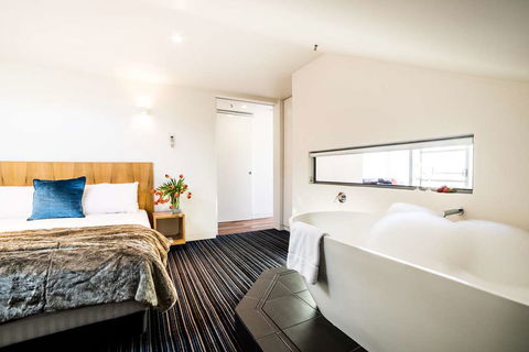 Salamanca Wharf Hotel - Accommodation Georgetown 2
