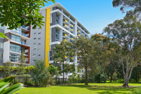 Astra Apartments MacQuarie Park - Accommodation Georgetown 0