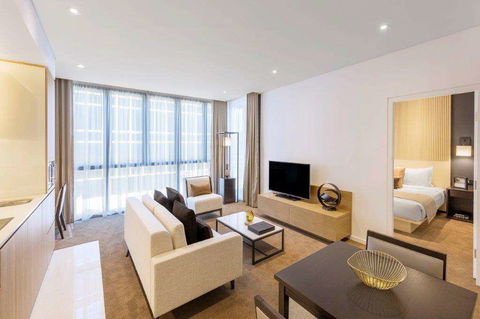 SKYE Suites Sydney - Accommodation Georgetown 2