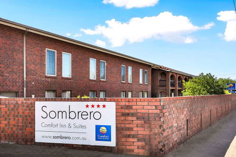 Comfort Inn & Suites Sombrero - Accommodation Georgetown 0