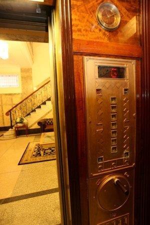 ULTIQA Rothbury Hotel - Accommodation Georgetown 1