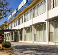 Comfort Inn Regal Park