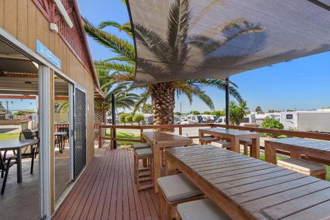 Discovery Parks Adelaide Beachfront - Accommodation Georgetown 1