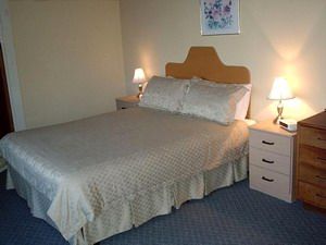 Mountway Holiday Apartments - Accommodation Georgetown 2