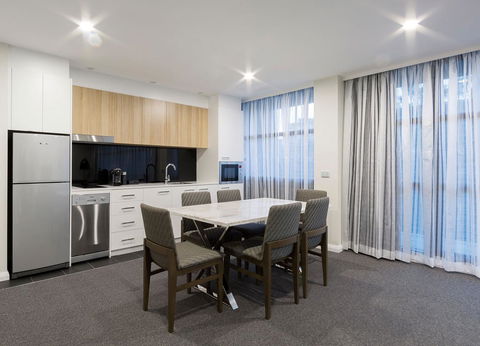 Avenue Hotel Canberra - Accommodation Georgetown 9