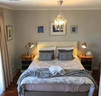 Finches Canberra - Accommodation Georgetown