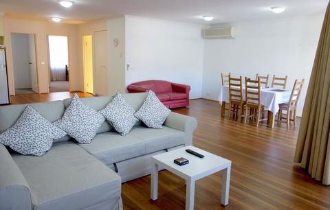 Kingston Comfy Apartment - Accommodation Georgetown 3