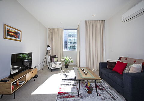Spacious 1BR Stylish New Acton Apartment +Parking - Accommodation Georgetown 2