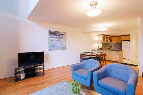 ALLARA CANBERRA - Accommodation Georgetown 1