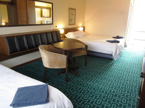 Canberra Lyneham Motor Inn - Accommodation Georgetown 8