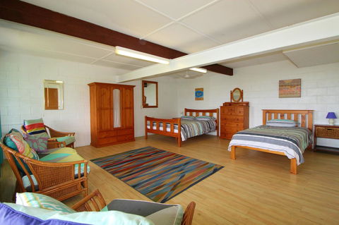 Bally High, 20 Dulconghi Street - Accommodation Georgetown 3