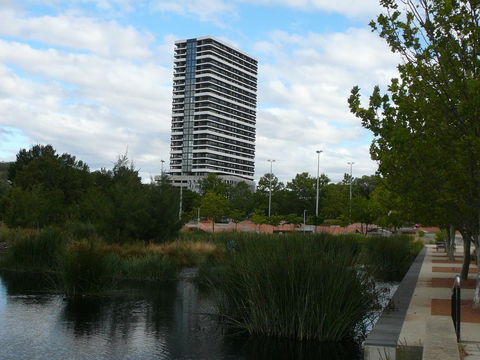 3BR Executive Apartment With Lake And Mountain Views - Accommodation Georgetown 6