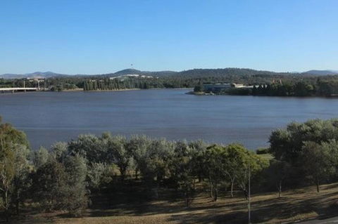Canberra Luxury Apartment 3 - Accommodation Georgetown 3