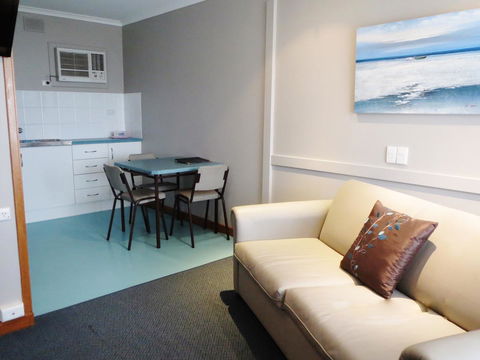 Stansbury Holiday Motel - Accommodation Georgetown 39