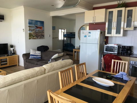 Crystal Blue Apartment - Accommodation Georgetown 23