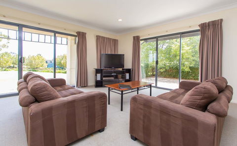 McCracken Country Club - Accommodation Georgetown 41