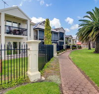 Port Adelaide Harbourside House - Accommodation Georgetown