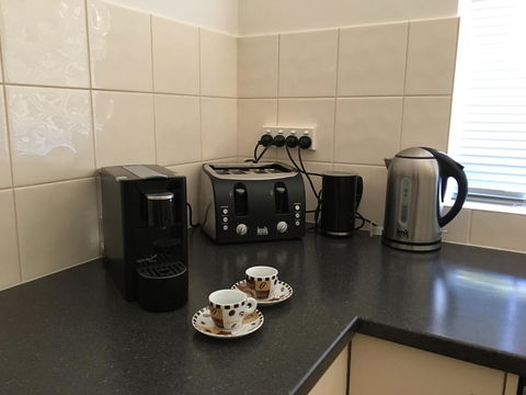 Cowan Street Bungalow - Accommodation Georgetown 9