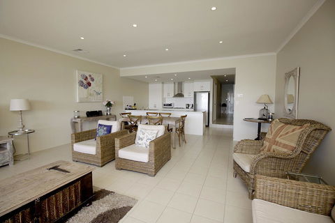 Wallaroo Marina Apartments - Accommodation Georgetown 5