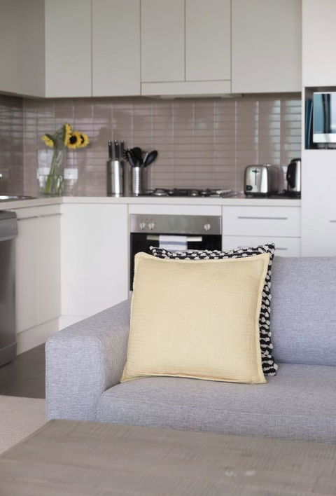 Port Adelaide Executive Waterfront Apartment - Accommodation Georgetown 19