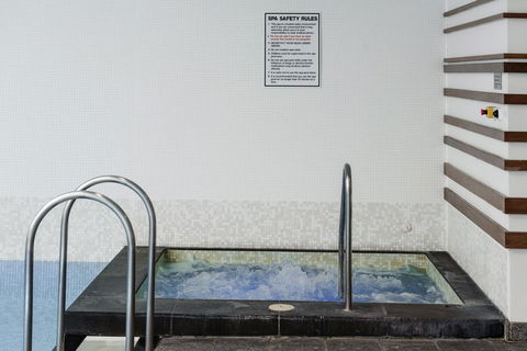 Port Adelaide Executive Waterfront Apartment - Accommodation Georgetown 28