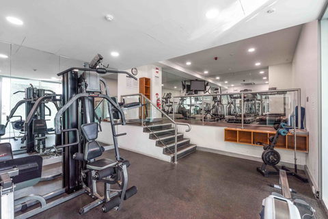 Port Adelaide Executive Waterfront Apartment - Accommodation Georgetown 27