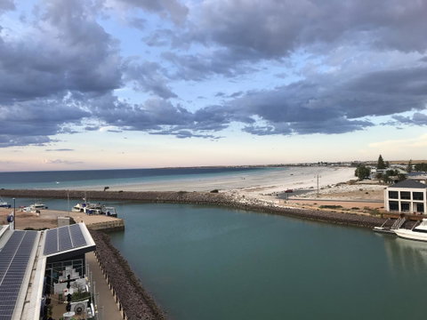 Ocean View Luxury Apartment & Suite - Accommodation Georgetown 2
