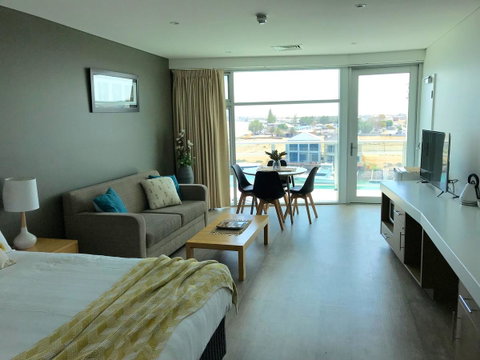 Ocean View Luxury Apartment & Suite - Accommodation Georgetown 24