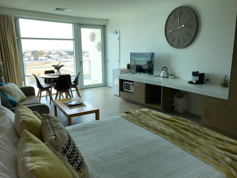 Ocean View Luxury Apartment & Suite - Accommodation Georgetown 13