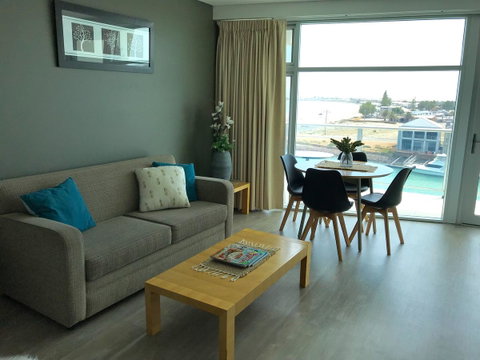 Ocean View Luxury Apartment & Suite - Accommodation Georgetown 11