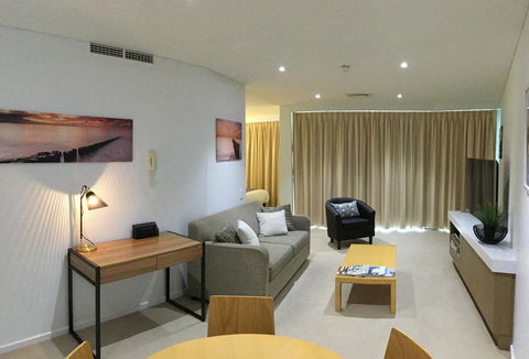 Wallaroo Marina Waterfront Luxe Apartment - Accommodation Georgetown 5