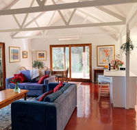 Lost in the Vines - Accommodation Georgetown