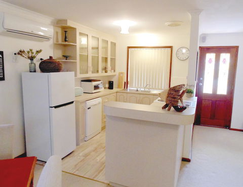 Baronet B & B - Accommodation Georgetown 9